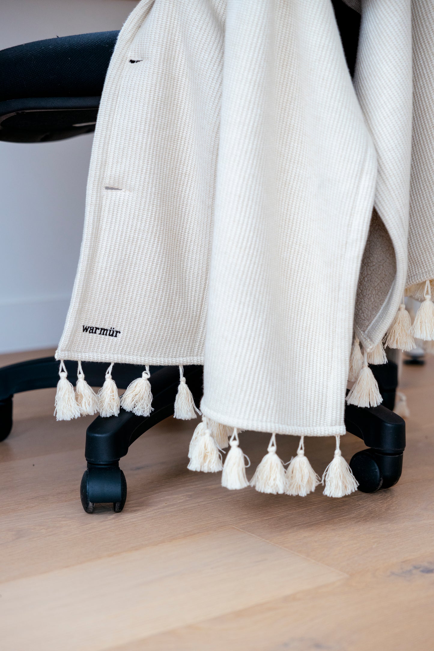Warmür - The Original Office Chair Blanket - Cozy